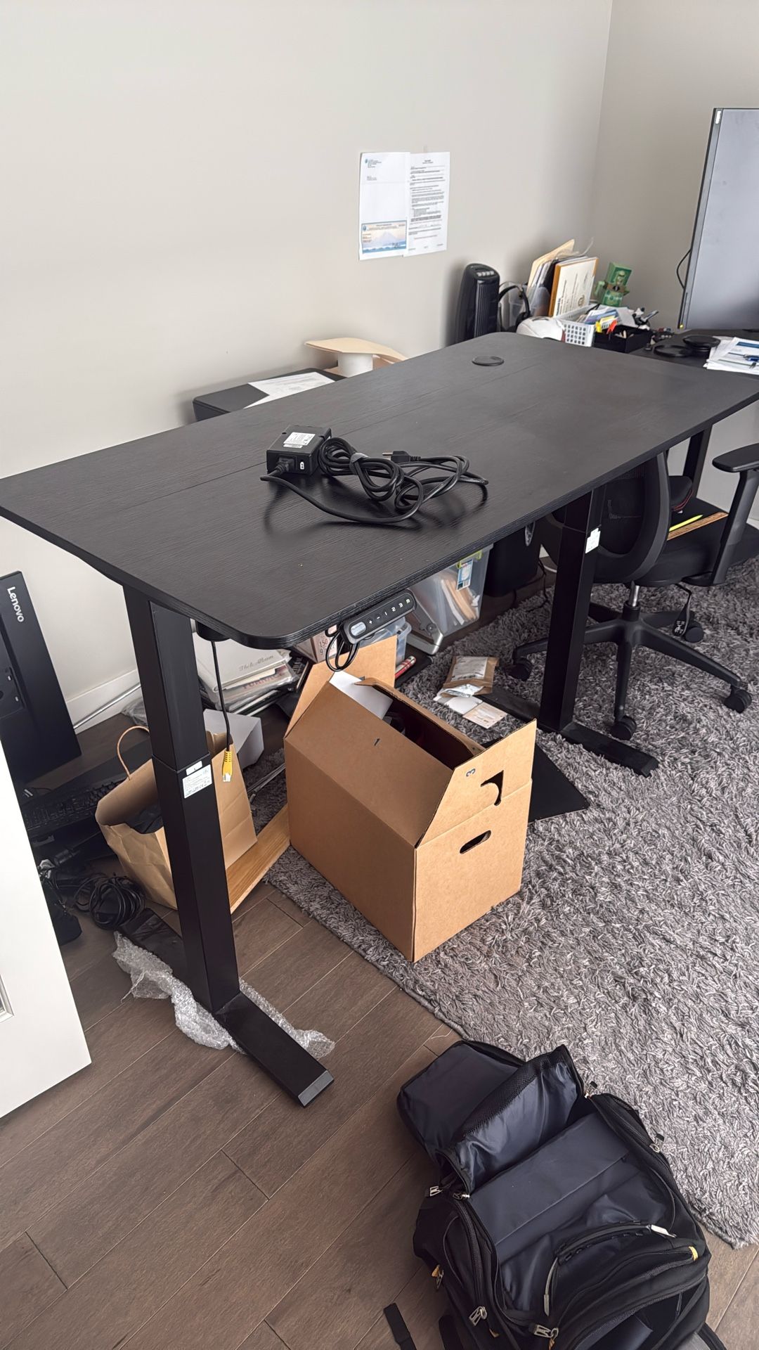 Height adjusting Desk