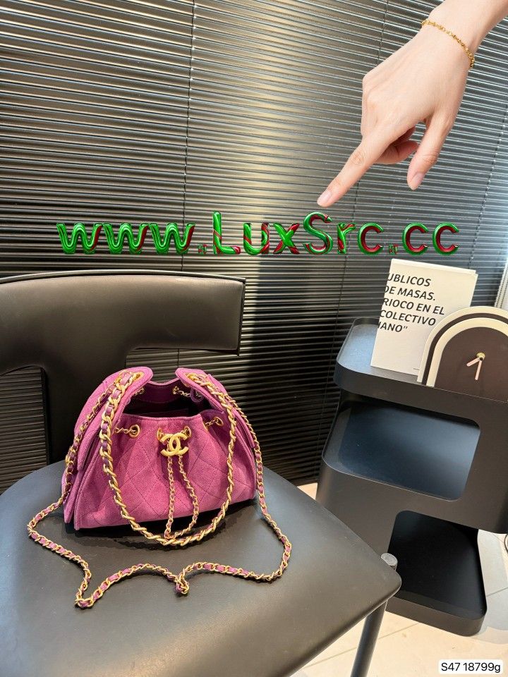 Chanel tote bag