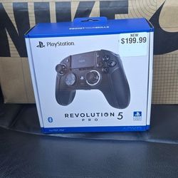 PS5 ™ Controller REVOLUTION 5 PRO Black
PS5 ™ Controller REVOLUTION 5 PRO Black (NEW SEALED IN BOX)