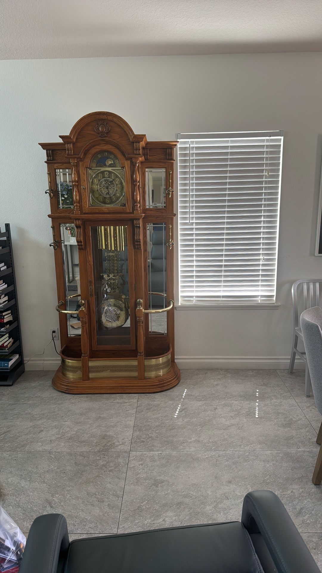 Grandfather Clock Ridgeway, SN: (contact info removed)9