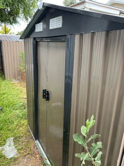 2 Outdoor Storage Sheds 6FT x 4FT