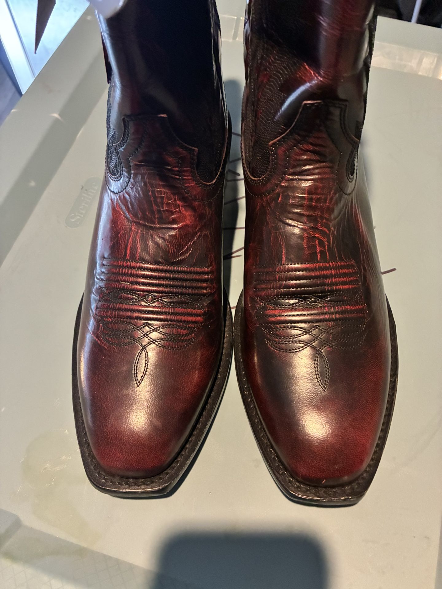 Ariat Cowboy Boots Men’s Size 9