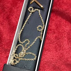 10k Gold Chain With Pendant