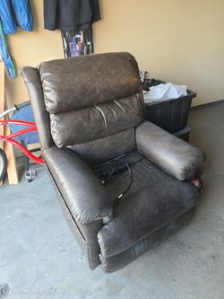 Free Lazyboy Recliner