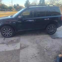 2010 Land Rover LR2