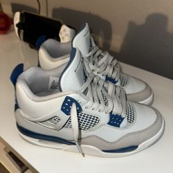 Jordan 4 Military Blue 