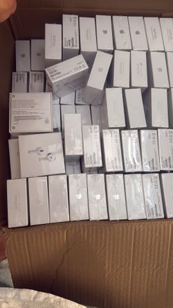 Air pods 4- noise cancellation