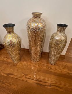 Decorative vase