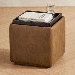 Storage ottoman with reversible tray, modern square trunk-type coffee table