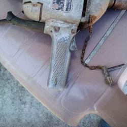 Black & Decker Heavy Duty Electric Drill 3/8