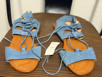 Women sandals