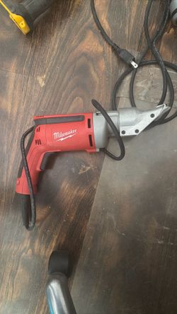 Milwaukee 18 gauge shear