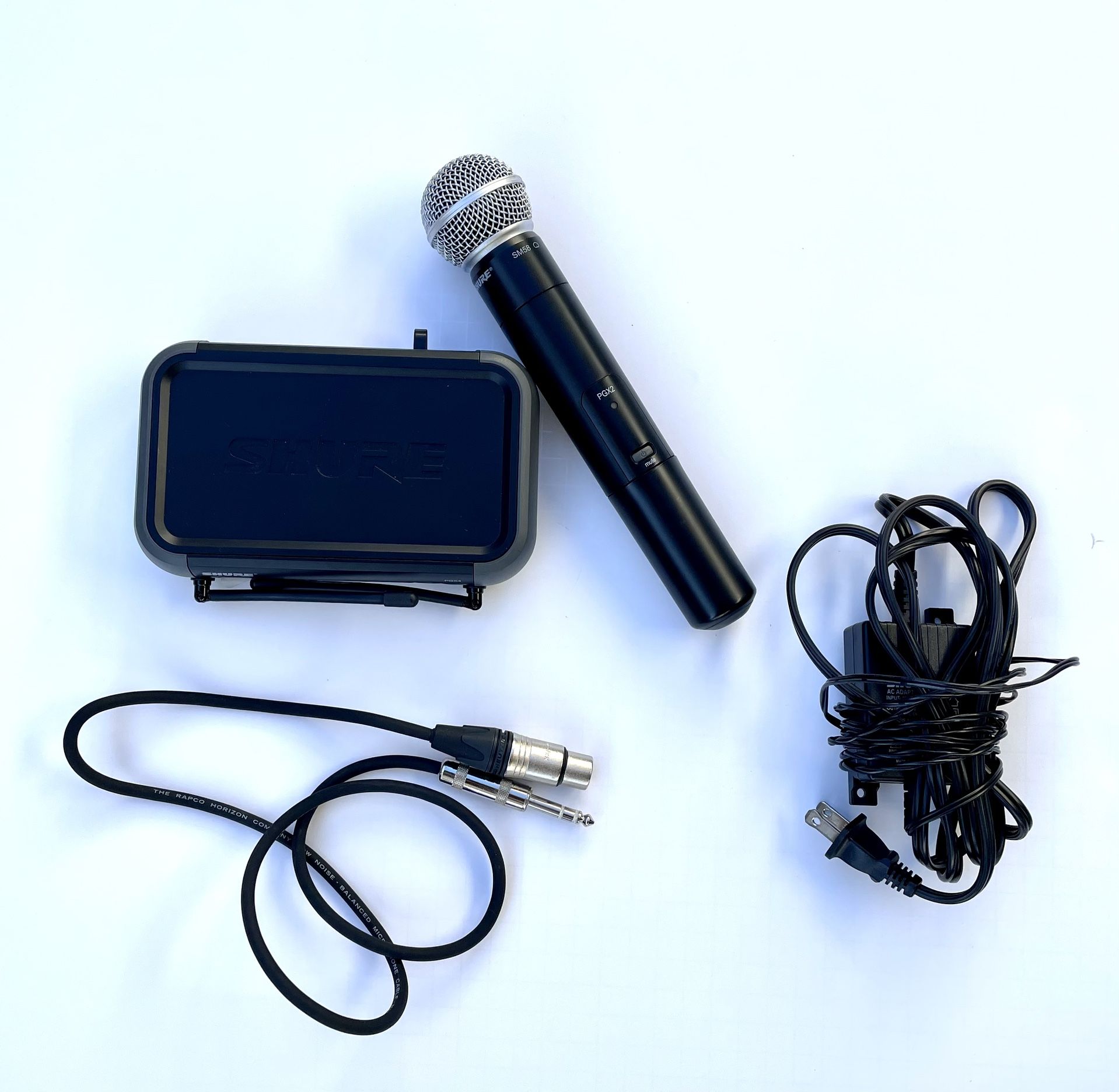 Shure pg58 handheld mic and pg4 wireless receiver for sale in los