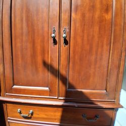 Bedroom Furniture Dresser w mirror and a Armoire 