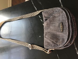 Authentic Keen cross- body bag