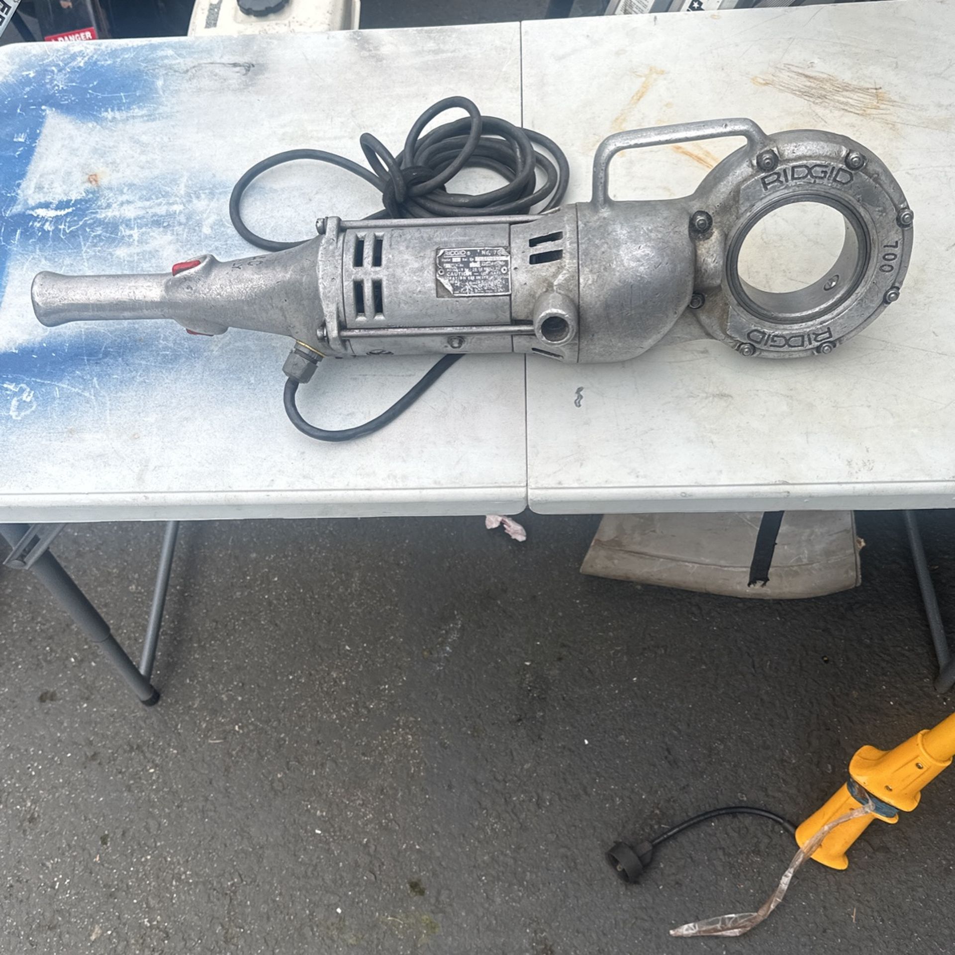 RIDGID Portable Pipe Threading Machine: Corded, 700, For 1/8 in to 2 in Pipe, 0 Die Heads