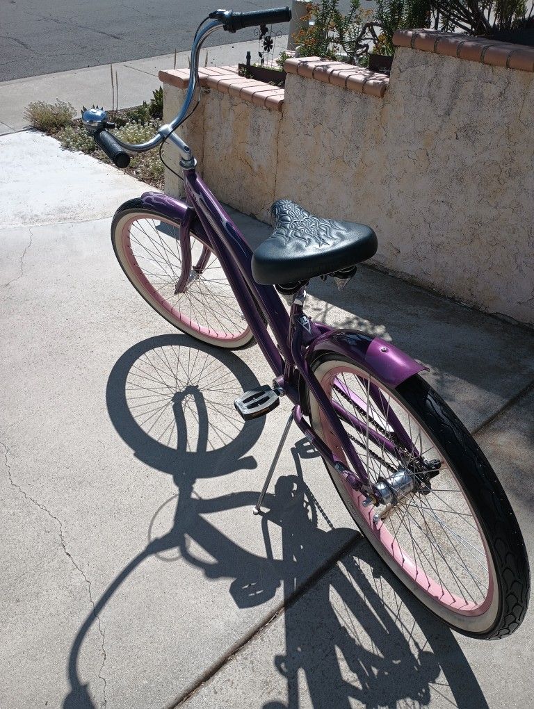 Beach Cruiser Bike