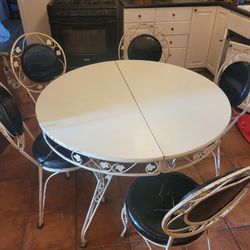 Vintage Wrought Iron Dining Set (Table and Chairs)
