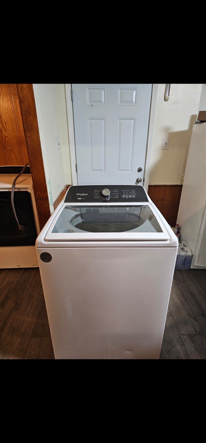 WHIRLPOOL WASHER GOOD CONDITION LARGE CAPACITY HEAVY DUTY DELIVERY AVAILABLE FOR EXTRA FEE WE DO REPAIRS