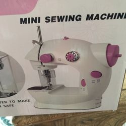 Mini Sewing Machine 