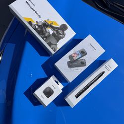 Insta360 X3 Motorcycle Bundle, Brand New, Sealed