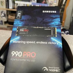 Samsung 990 PRO M.2 SSD Internal Gaming Drive 