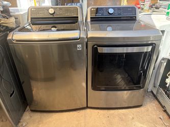 LG. WASHER AND GAS DRYER