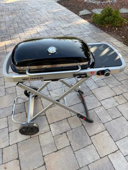 Weber Traveler Portable Gas Grill