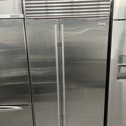 Stainless Steel Sub-Zero 42” Fridge Built In Side By Side
