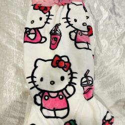 Hello Kitty Blanket 🍓