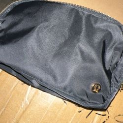 Lu Lu Le Mon Fanny Pack 