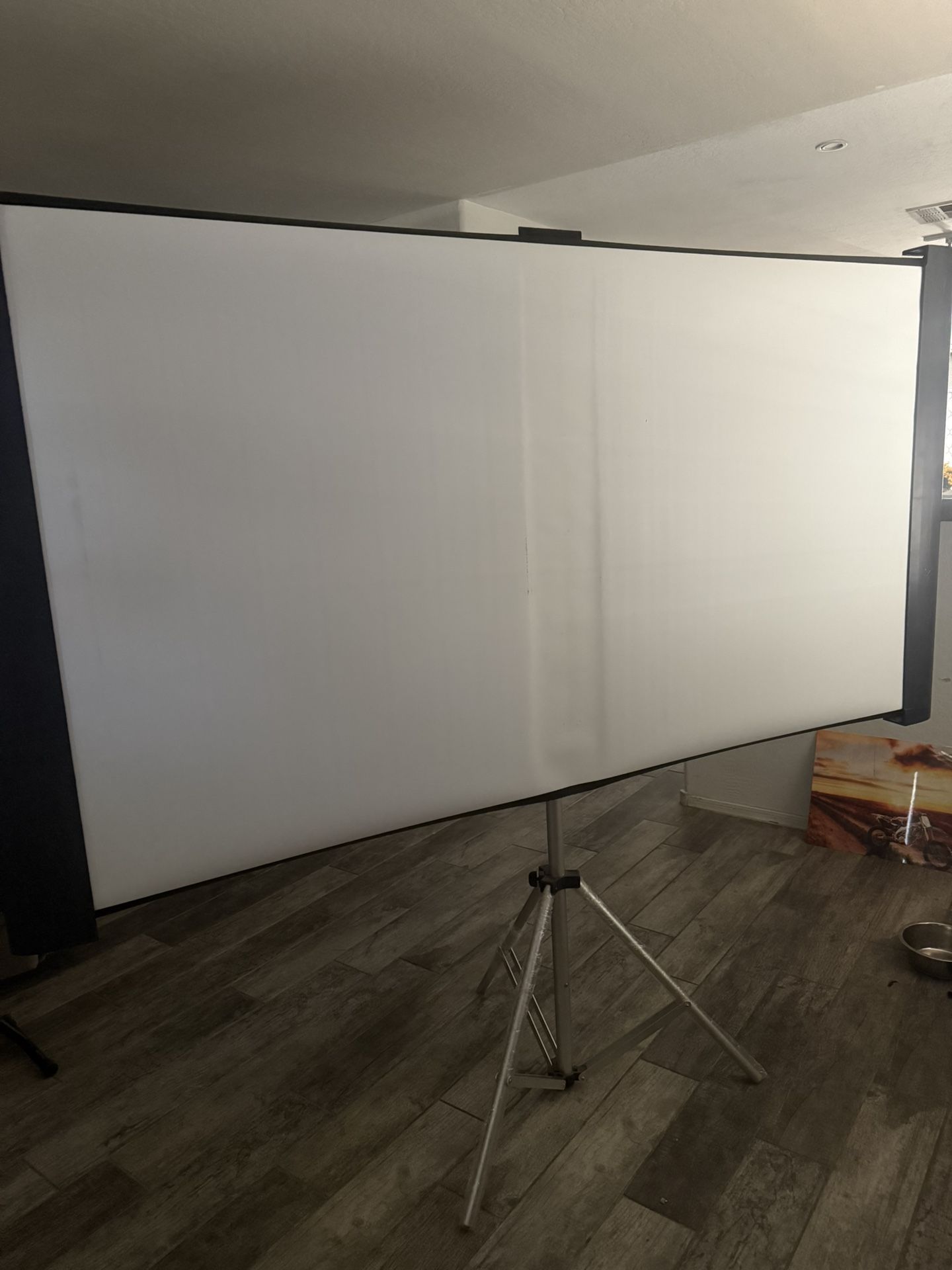 accolade duet elpsc80- Portable Projector Screen