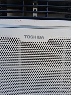 Toshiba 5000 BTUs like new