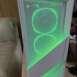 Cyberpower Gaming PC Ryzen 7/32g/2tb/4070 Super