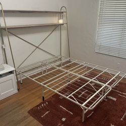 Zinus queen bed Smartbase bed frame 