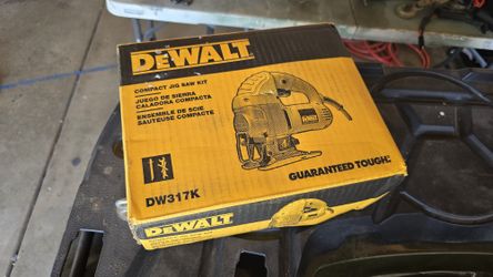 Dewalt DW-317K Compact Jigsaw