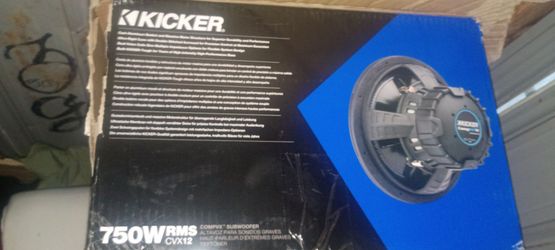 kicker subwoofer 1450w  brand new