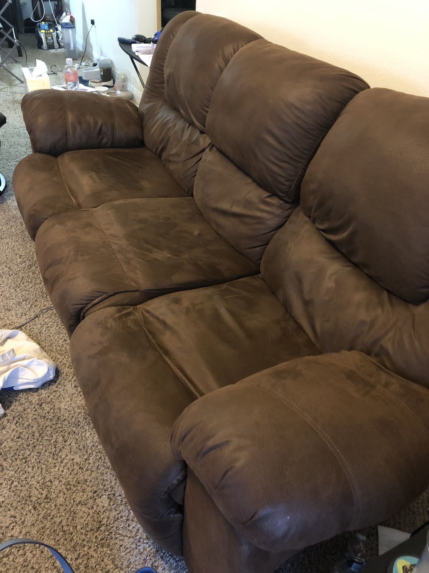 3-seat sofa with recliners