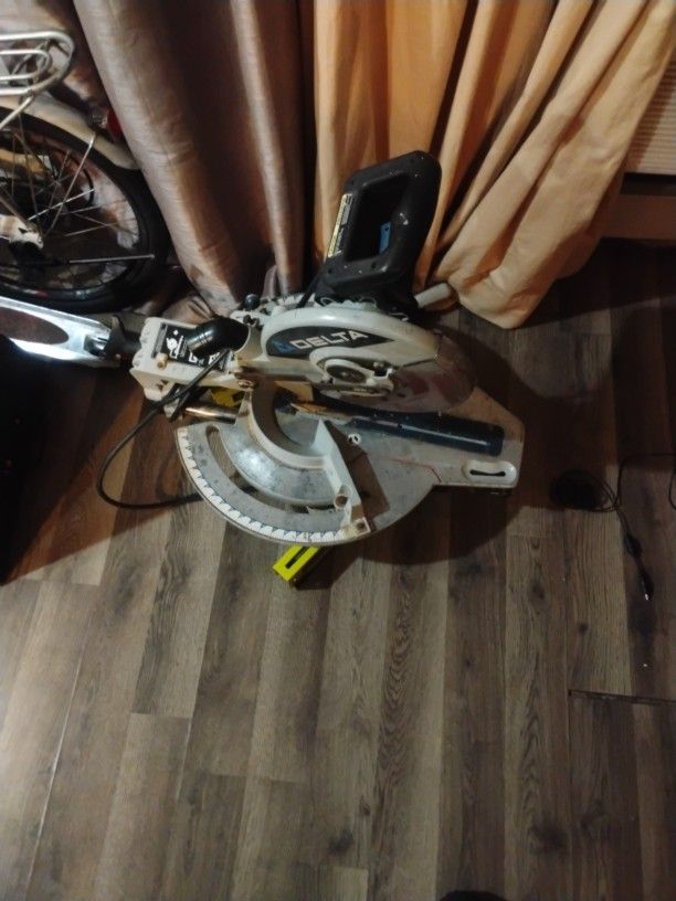 Delta Saw Perfect Condition