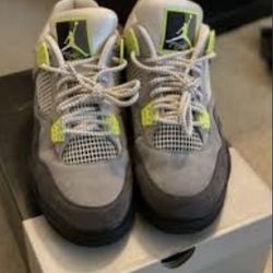 Jordan 4 