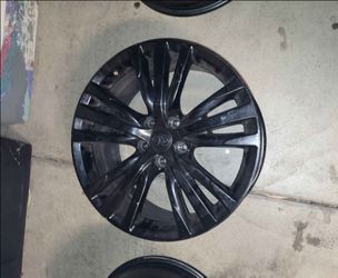 Infiniti Q50 19" OEM wheels