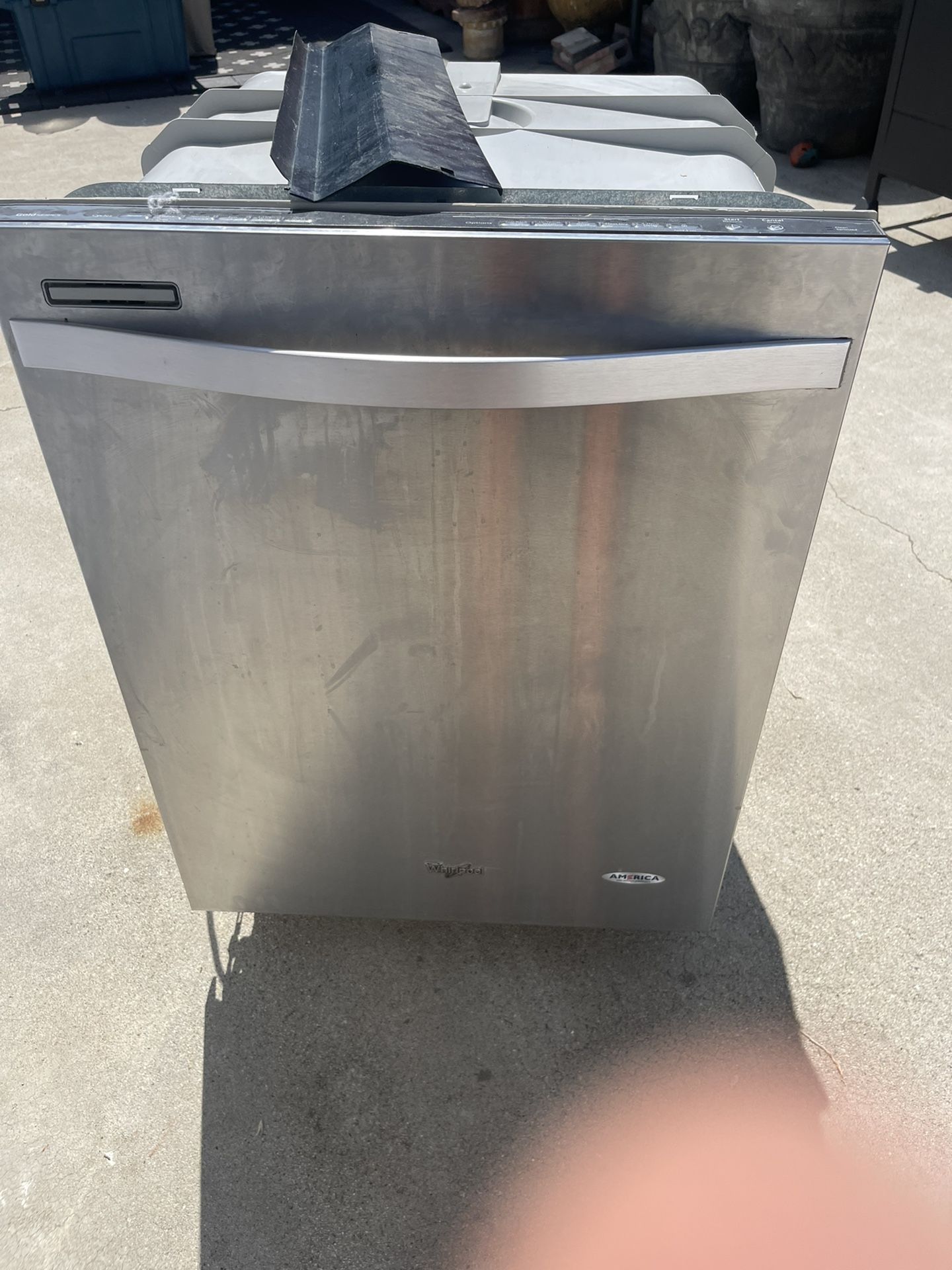 Whirlpool dishwasher
