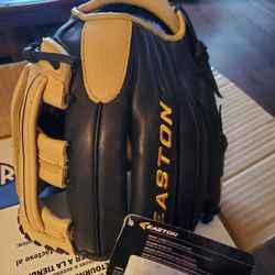 New Easton 11.75 Ball Glove