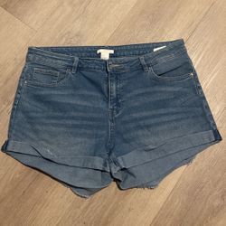 Women’s Shorts