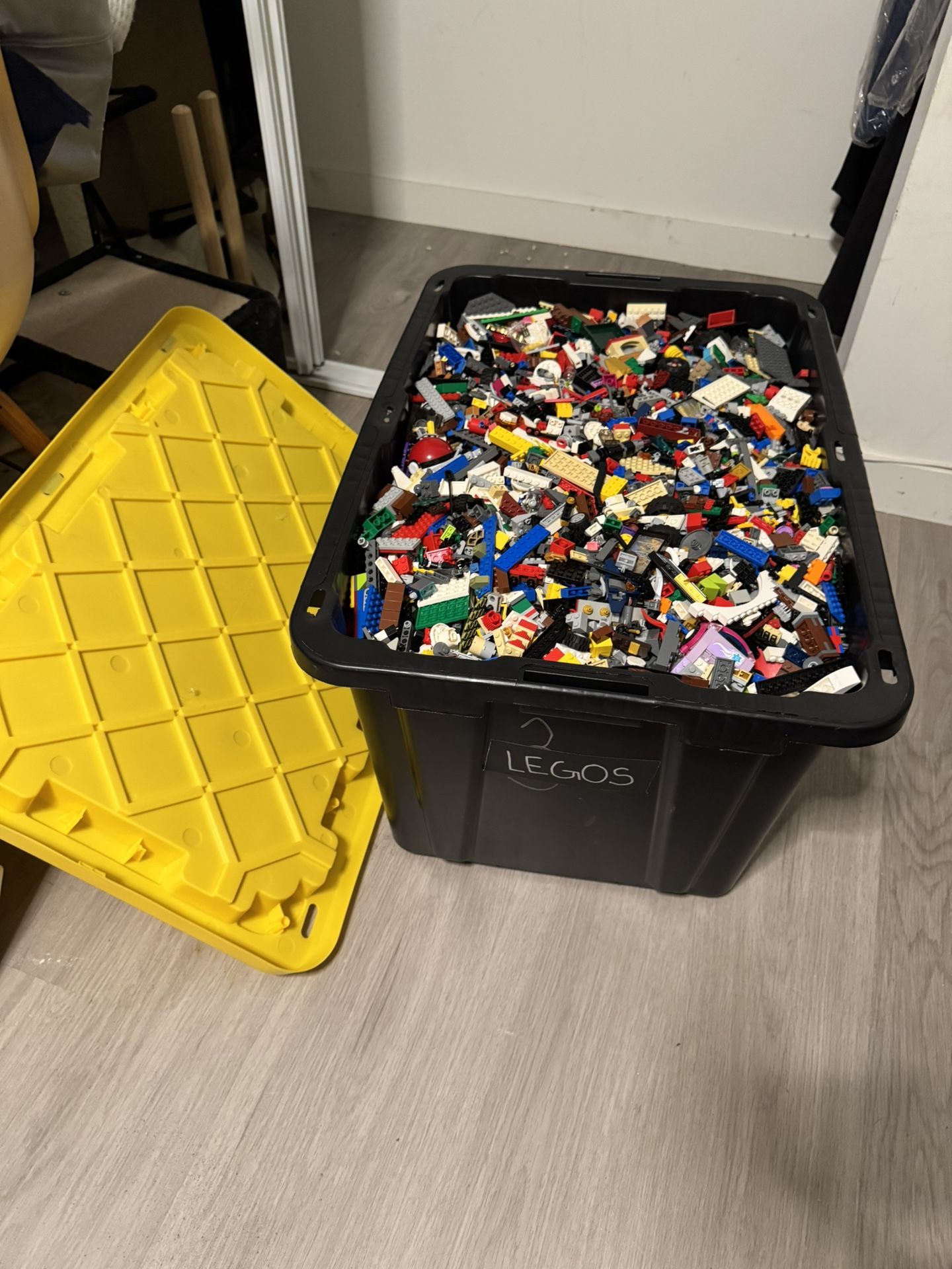 27gal Bin Of Legos