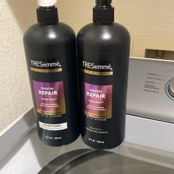 Shampoo And Conditioner 