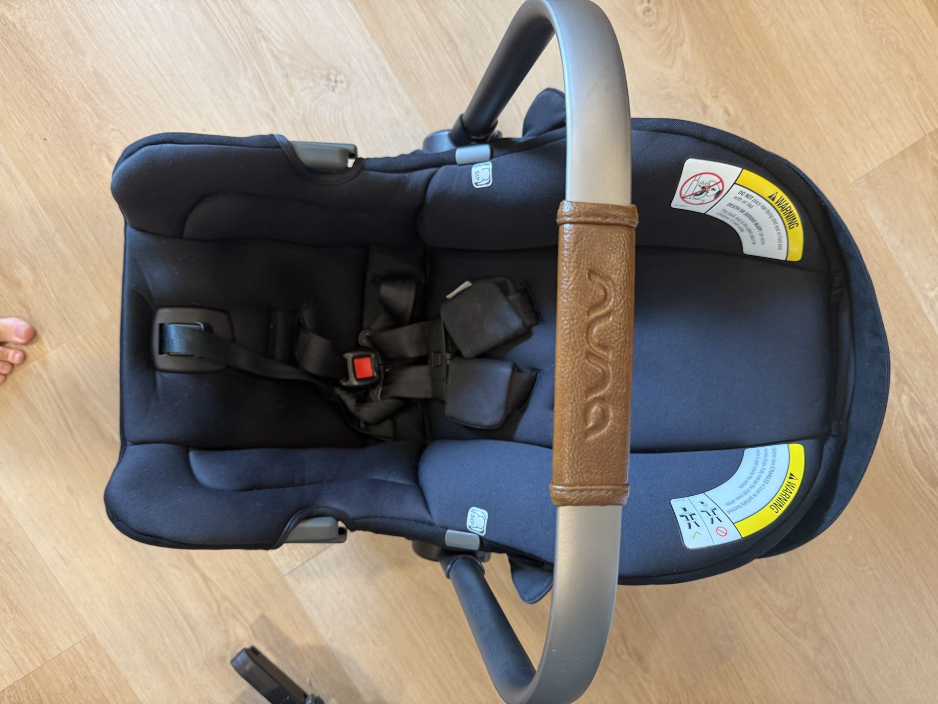 Nuna PIPA™ RX Infant Car Seat & Base