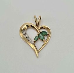 10kt Dije De Oro Solido 💚 Con Piedras Esmeraldas 