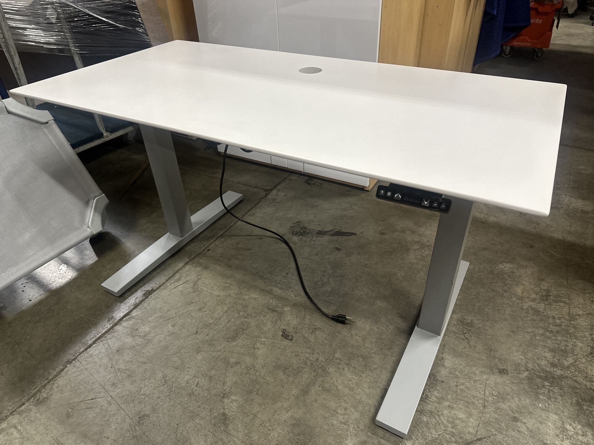 Electric Height Adjustable Sit To Stand Table, Great Condition, Barely Used, 27 X 54” Brand Is Teknion