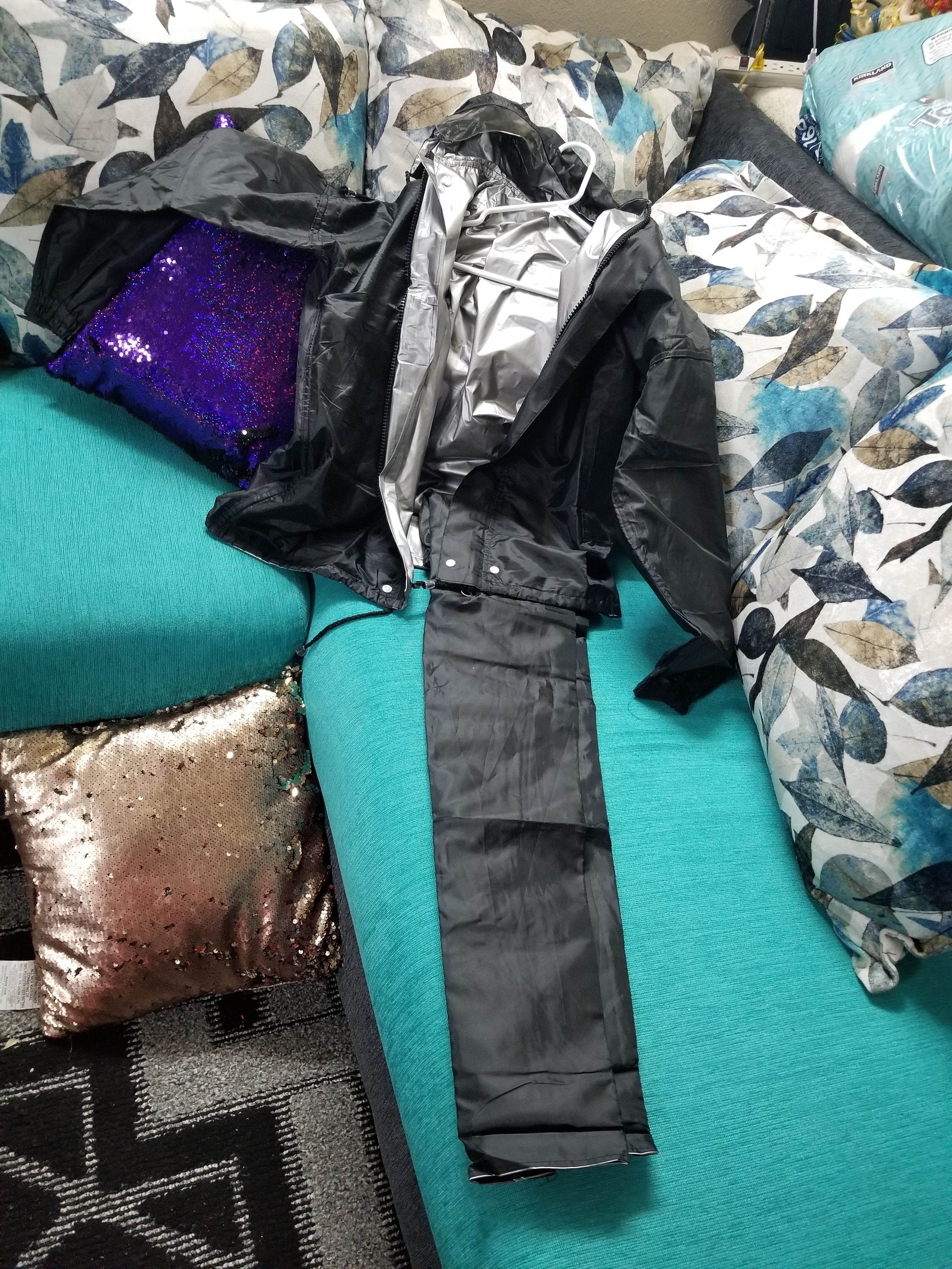 Rain suit
